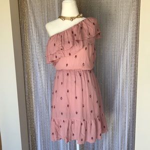 🌸Darling off one shoulder dress🌸